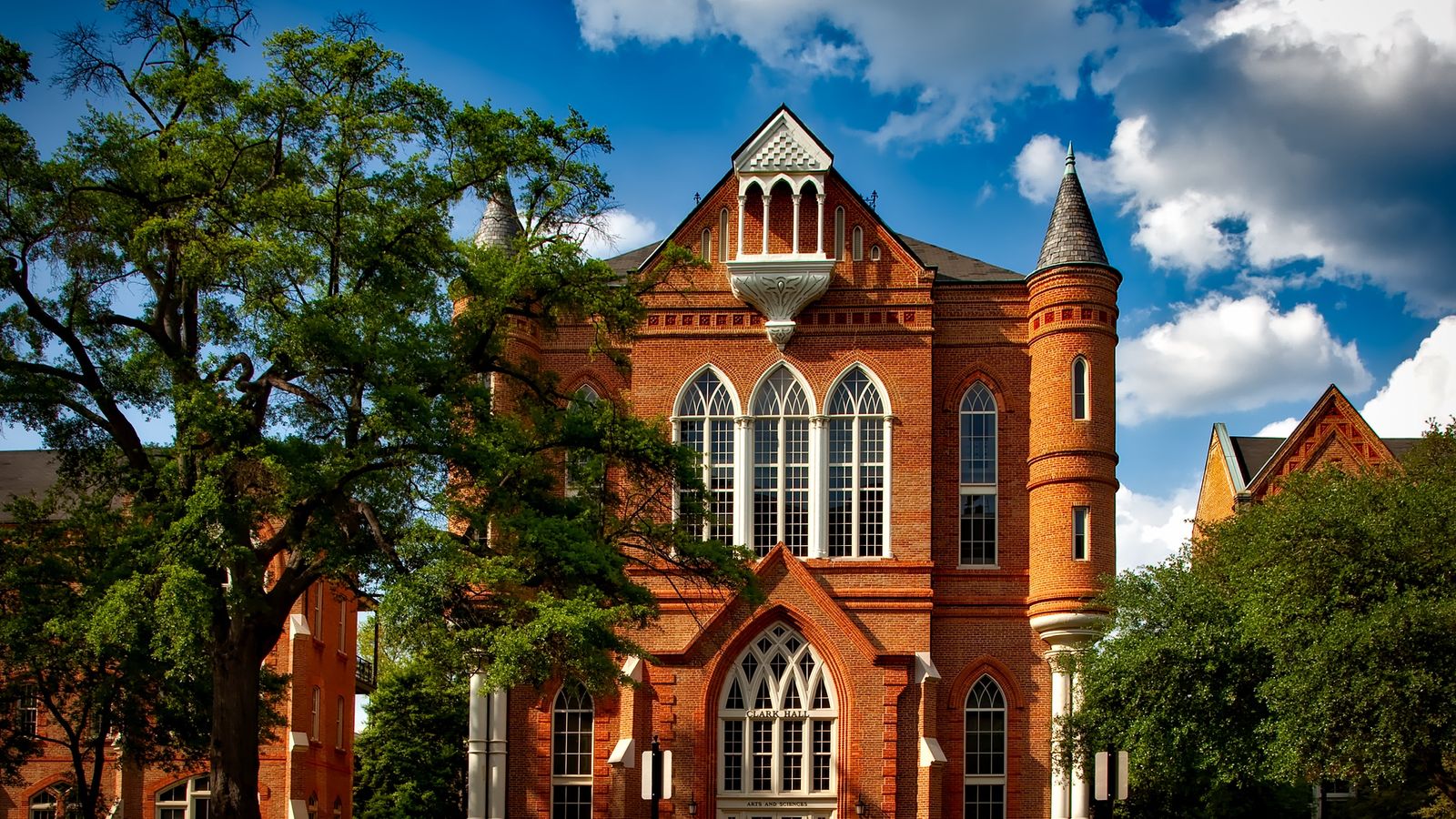 Explore Campus Life Before You Apply